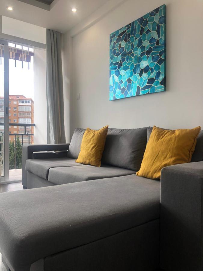 Apartamento Con Vista Al Mar Benalmadena Luaran gambar